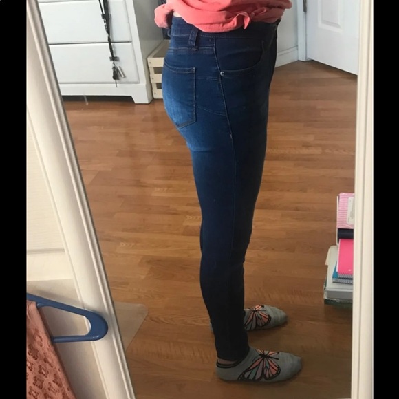 High Rise Skinny Jeans - Picture 3 of 5